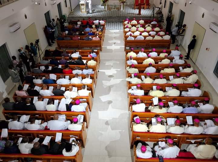 Catholic Bishops Visit Enugu State Government House, Pray At The Newly Constructed Christian Chapel of Worship