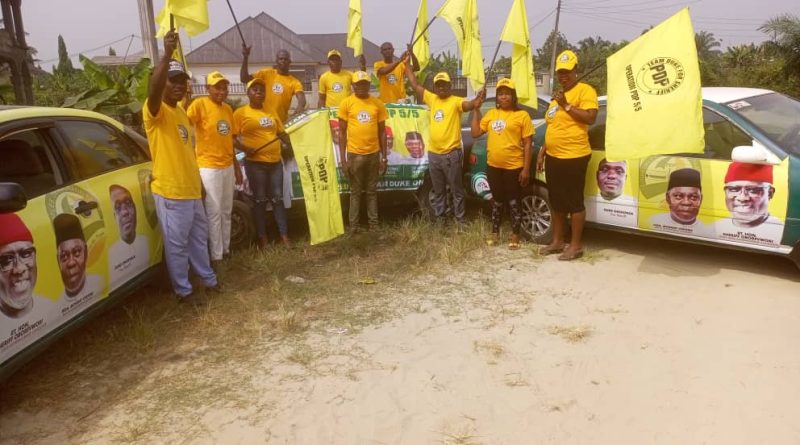 The leader of the group, Hon. Duke Obakponovwe Onokpasa branded over 15 Vehicles to the Oborevwori/Onyeme Campaign Organization during the governorship election