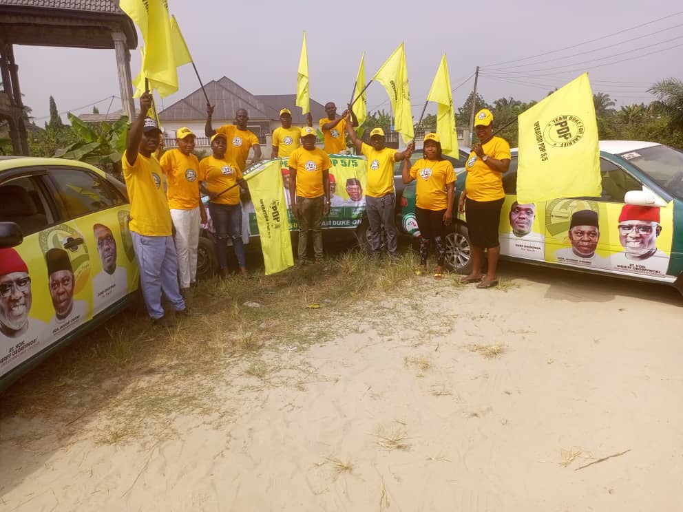 The leader of the group, Hon. Duke Obakponovwe Onokpasa branded over 15 Vehicles to the Oborevwori/Onyeme Campaign Organization during the governorship election