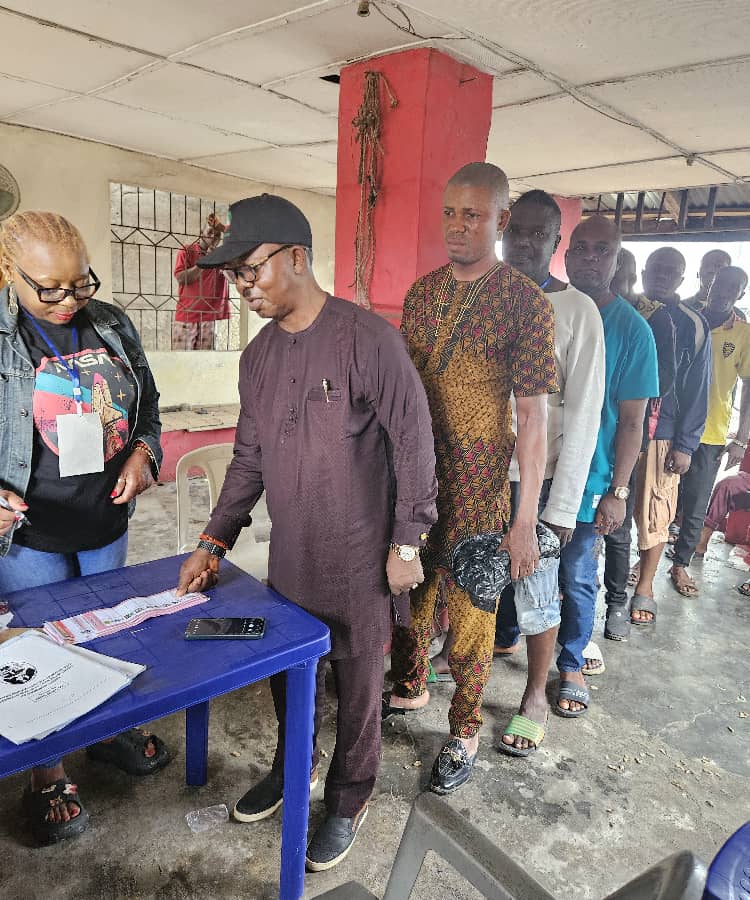 Dr. Isaac Akpoveta exercising his franchise during the 2024 LG chairmanship and counsellorship elections in Delta State.