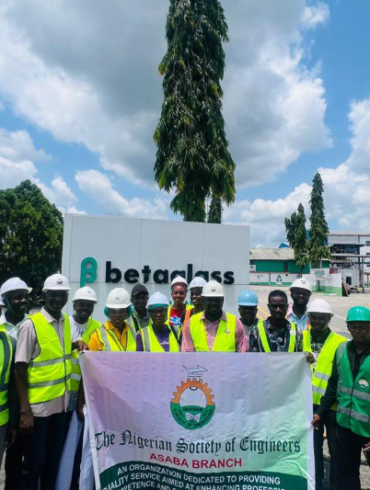 6th from right, the chairman Nigeria Society of Engineers NSE Asaba branch, Engr Ikechukwu Osunde and other engineers during an industrial visit to Beta Glass Delta plant in Ughelli Delta State.